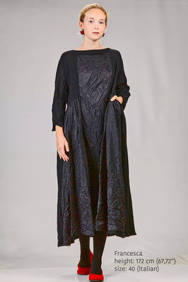 ong and wide dress in washed wool gauze, super soft cashmere gauze and washed silk taffetas  - 195