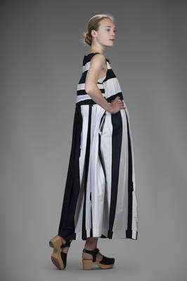 abito lungo e ampio a intarsi di lino e cotone a righe alternate bicolori - DANIELA GREGIS 