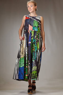 long and wide dress in light cotton canvas printed with 'jungle' pattern  - 195