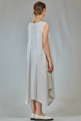 abito lungo e ampio in tela leggera di cotone, rayon e lino a righe sottili - MOYURU 