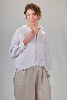 hip length shirt, wide, in washed cotton satin  - 195