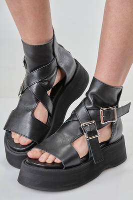 'rock' sandal in nappa cowhide leather and high rubber sole  - 74