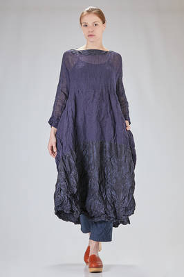 wide dress in washed linen gauze and parts in washed silk taffetas  - 195