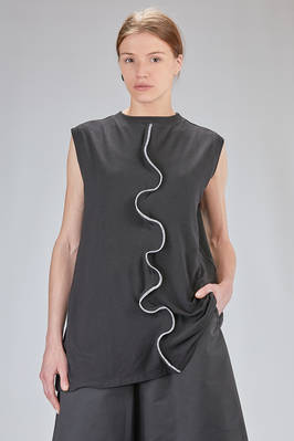 long top in polyester, rayon and elastan jersey with grafic curl  - 397