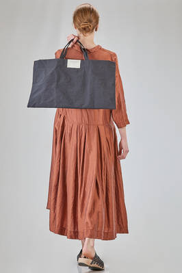 rectangular shopper bag in washed and crinkled Japanese nylon crêpe - ALBUM DI FAMIGLIA 