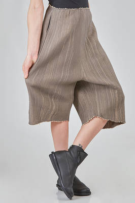 wide trousers, under the knee, in cotton knit with rounded vertical folds - BOBOUTIC 