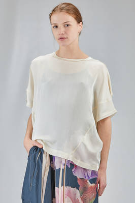 hip-lenght t-shirt, wide, in washed viscose and cupro canvas  - 406