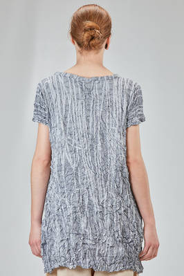 long and slim tunic in polyester froissé with tone on tone motif - SHU MORIYAMA 