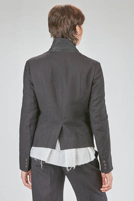 hip-lenght jacket, slim, in washed wool and ramié sallia with parts in viscose and polyamide shantung jacquard - FORME D' EXPRESSION 