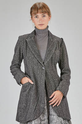long and slim jacket in wool and linen chevron  - 163