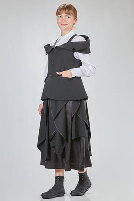 hip-lenght gilet, slim, in wool gabardine - NOIR KEI NINOMIYA 
