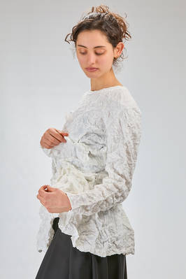 sculpture asymmetrical t-shirt in froissè polyester gauze - COMME DES GARÇONS 