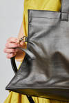 big trapezoidal shopper bag in soft lamb nappa leather - MELITTA BAUMEISTER 