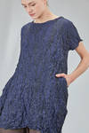 long and slim tunic in polyester froissé with tone on tone motif - SHU MORIYAMA 