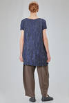 long and slim tunic in polyester froissé with tone on tone motif - SHU MORIYAMA 