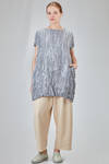 long and slim tunic in polyester froissé with tone on tone motif - SHU MORIYAMA 