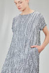 long and slim tunic in polyester froissé with tone on tone motif - SHU MORIYAMA 