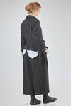 giacca al fianco, lievemente sfiancata, in tela techno di poliestere lavato - COMME des GARÇONS - COMME des GARÇONS 