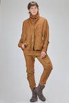 giacca/camicia al fianco, lievemente svasata, in denim sovratinto di cotone, canapa ed elastan - RUNDHOLZ DIP 