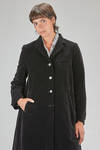 cappotto sotto al ginocchio, lievemente sfiancato, in velluto liscio di cotone e lino - BERGFABEL 