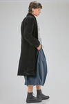 cappotto sotto al ginocchio, lievemente sfiancato, in velluto liscio di cotone e lino - BERGFABEL 