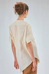 camicia lunga, ampia e asimmetrica in garza di cotone fiammato e lavato - FORME D' EXPRESSION 