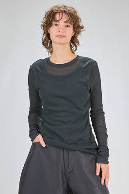 basic hip-lenght t-shirt of super light cotton jersey, doubled on the front  - 397