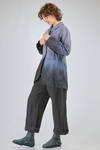 long and slim fit jacket, of tye-and-dye organic cotton and hemp denim - ATELIER SUPPAN 