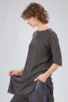t-shirt lunga e ampia in jersey fiammato di lino sovra-tinto - ATELIER SUPPAN 