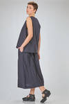 hip length top, wide, flared, in washed cotton and linen canvas - BERGFABEL 