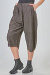 wide, short pants in a silk and cotton melange shantung-effect knit - BOBOUTIC 