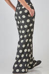 pantalone lungo e ampio in georgette di poliestere con stampa a pois - JUNYA WATANABE 