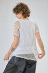 hip-lenght t-shirt, soft and asymmetrical in treated polyester net - COMME des GARÇONS - COMME des GARÇONS 