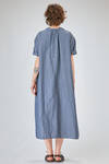 abito longuette, ampio, in denim leggerissimo di cotone lavato - MANUELLE GUIBAL 
