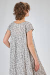 longuette dress, wide and flared in lightweight polyester froissé with small cotton flowers - SHU MORIYAMA 