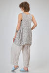 over-the-knee tunic, wide and flared in lightweight polyester froisséwith small cotton flowers - SHU MORIYAMA 